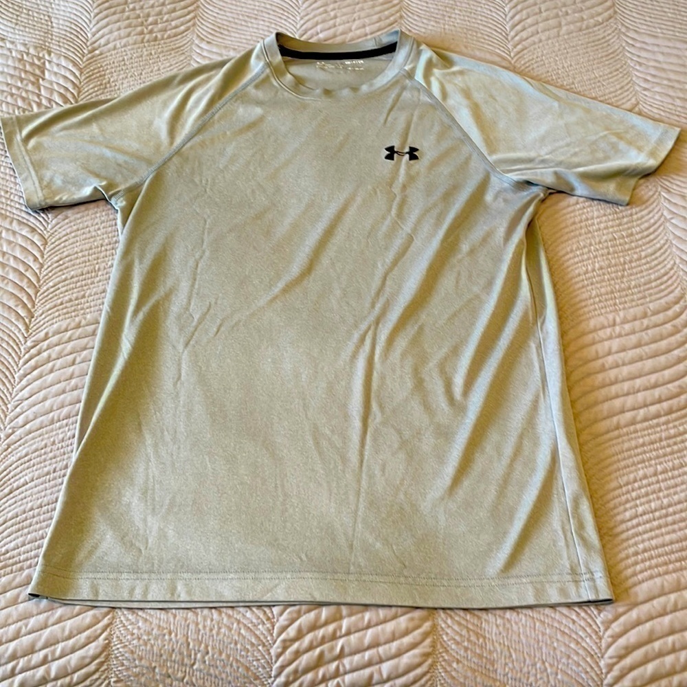 𝅺UNDER Armour Heat Gear T-Shirt Grey Small
